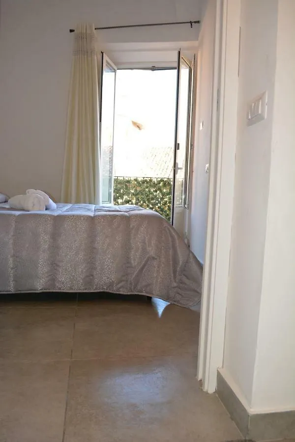شقة La Petite Suite كاتانيا