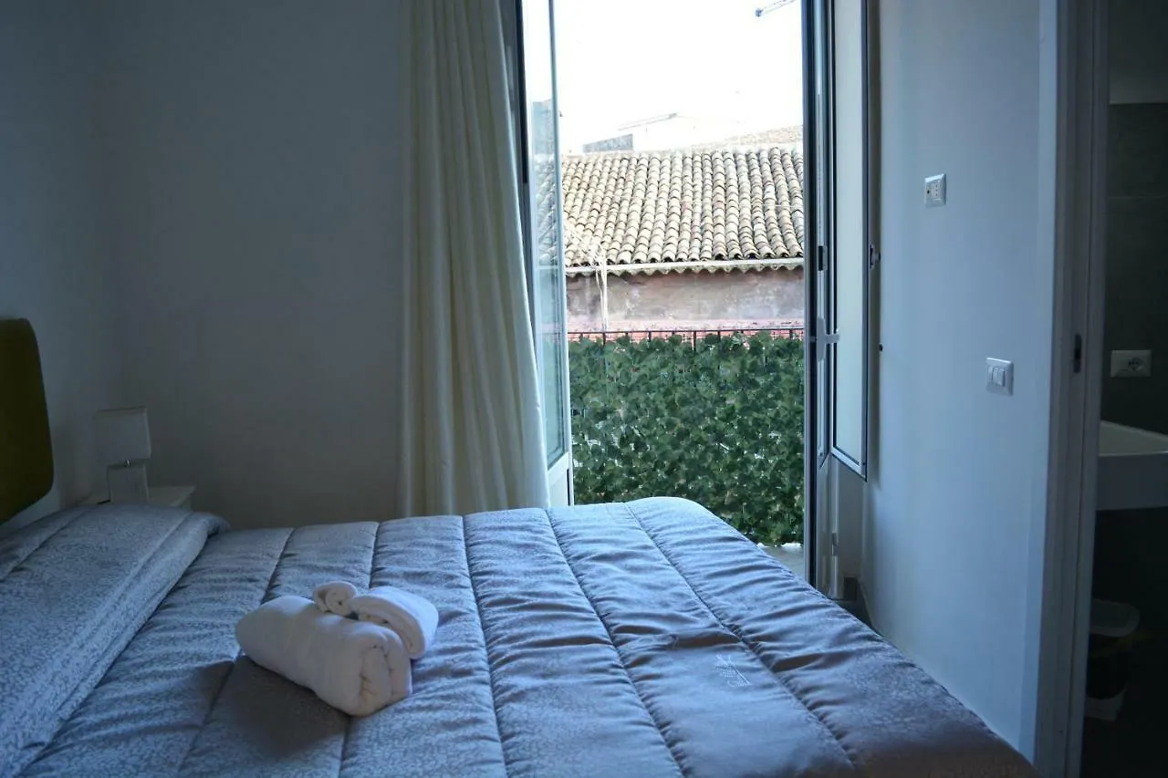 La Petite Suite Catania 0*,  Italy